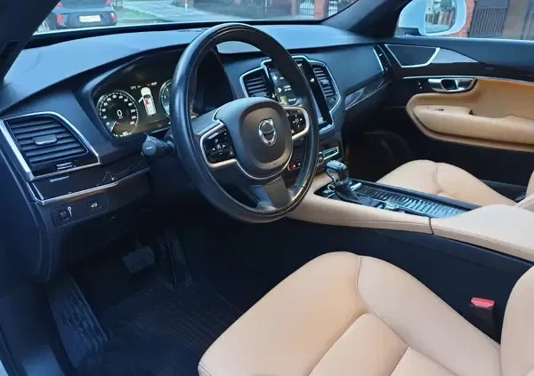 Volvo XC 90 cena 140900 przebieg: 68000, rok produkcji 2018 z Bełchatów małe 562